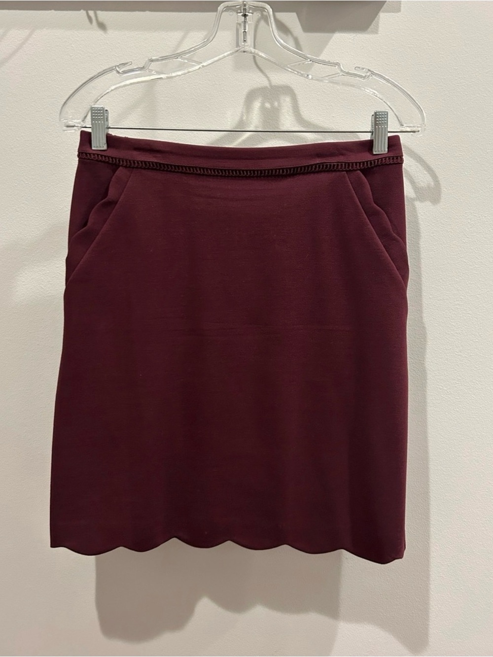 Skies Are Blue Scalloped Hem Skirt in Burgandy
